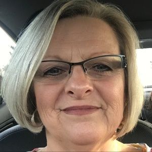 Meet your Posher, Peggy